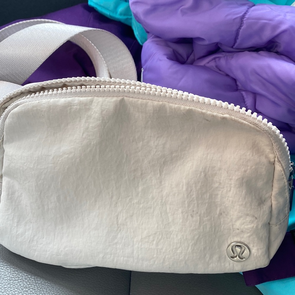 Lululemon Belt Bag White Opal